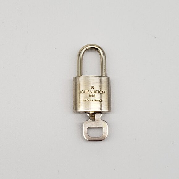 Louis Vuitton Silver Plated Padlock - Picture 3 of 7